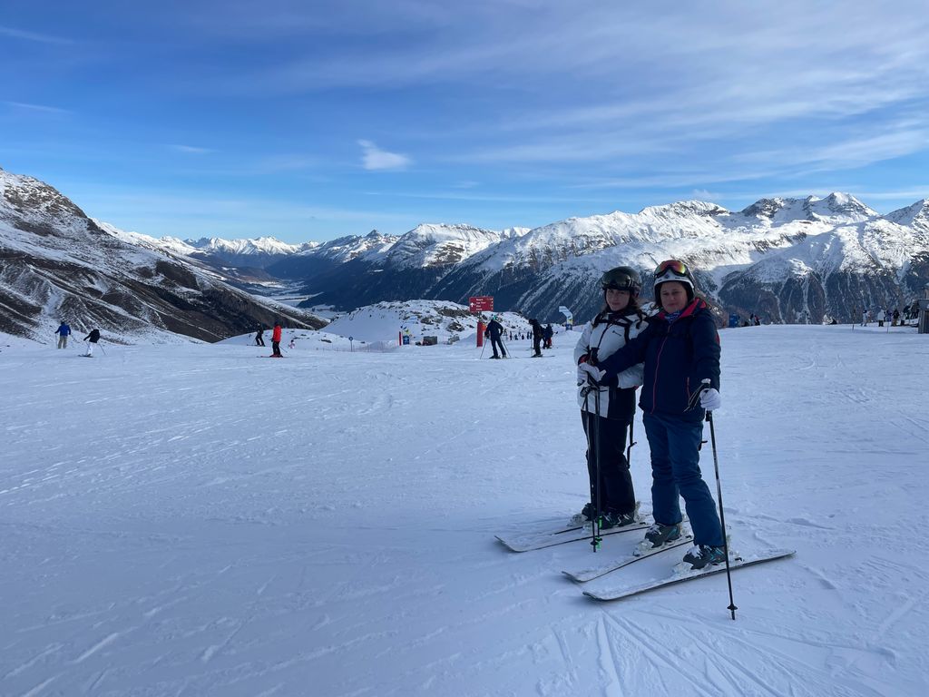 Pourquoi la royauté et les célébrités aiment le fastueux Saint-Moritz 6 Le soleil brillait quand nous sommes allés sur les pistes