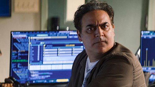 Jason Antoon as Ernie Malik in NCIS: Hawai'i