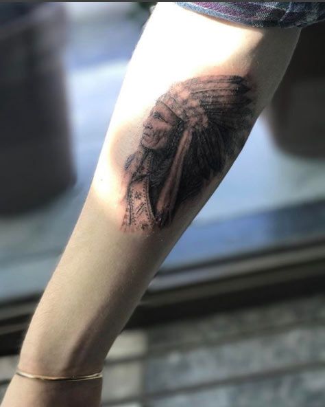 brooklyn beckham arm tattoo