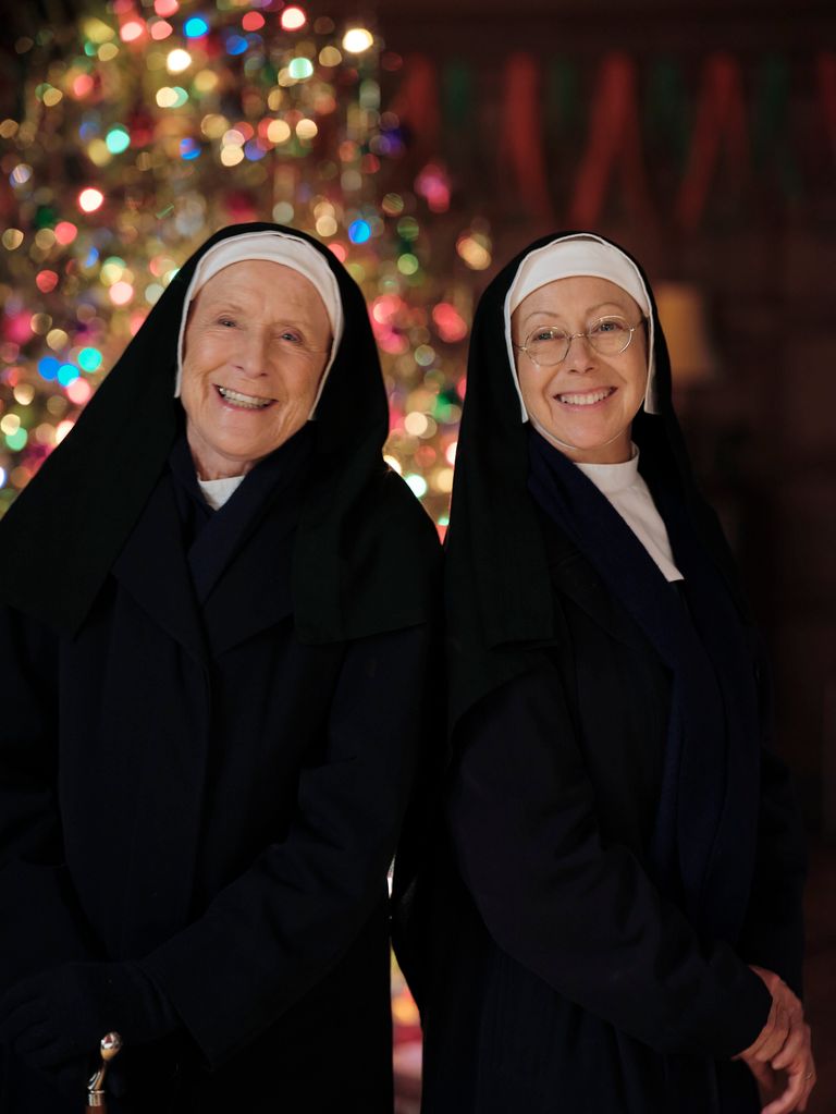 Judy Parfitt and Jenny Agutter as Sister Monica Joan and Sister Juliene in Call the Midwife
