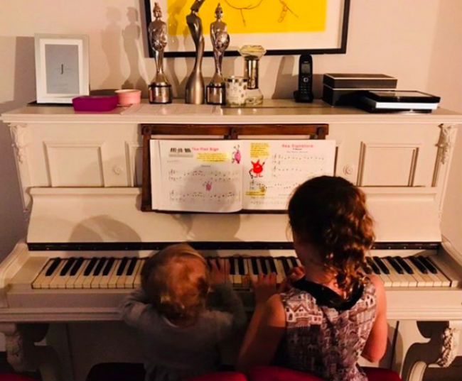 emma willis daughters playing piano