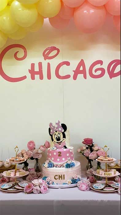 kim kardashian daughter chicago birthday cake