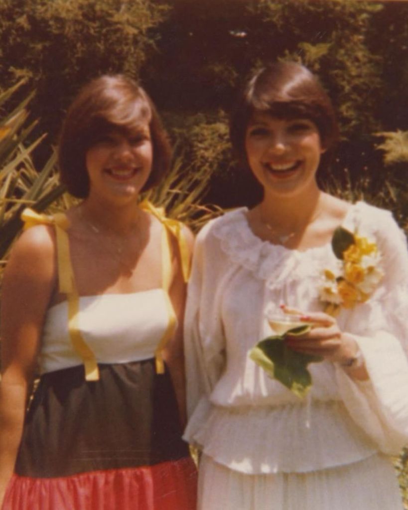 Kris Jenner with her sister Karen houghton
