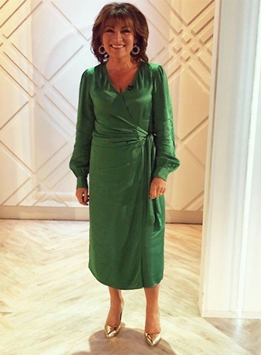 lorraine kelly green dress instagram