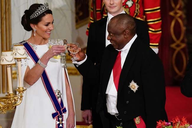 kate cheers south african president
