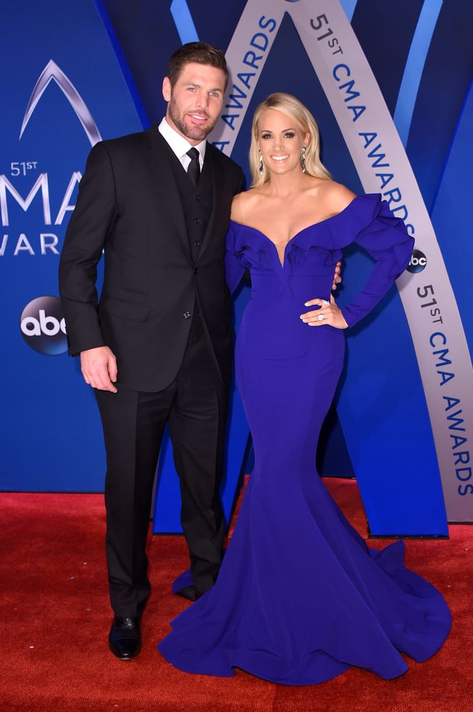 Carrie Underwood Mike Fisher cma awards