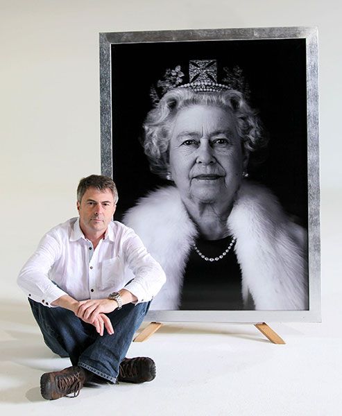 the queen portait rob munday