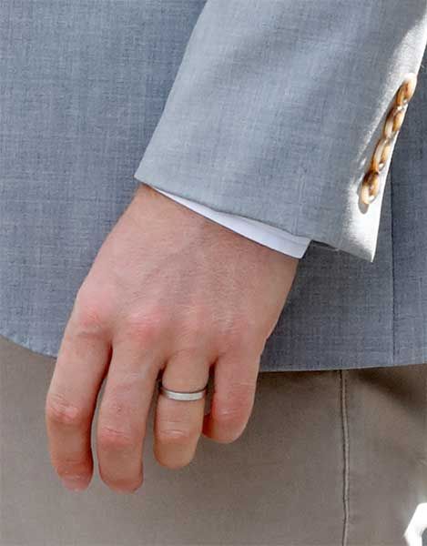 harry wedding ring