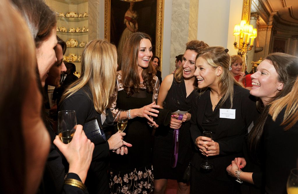 kate middleton chatting with the Women's hockey team