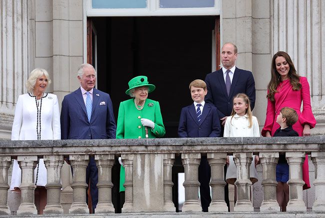 Royals on the balcony after Jubilee pageant