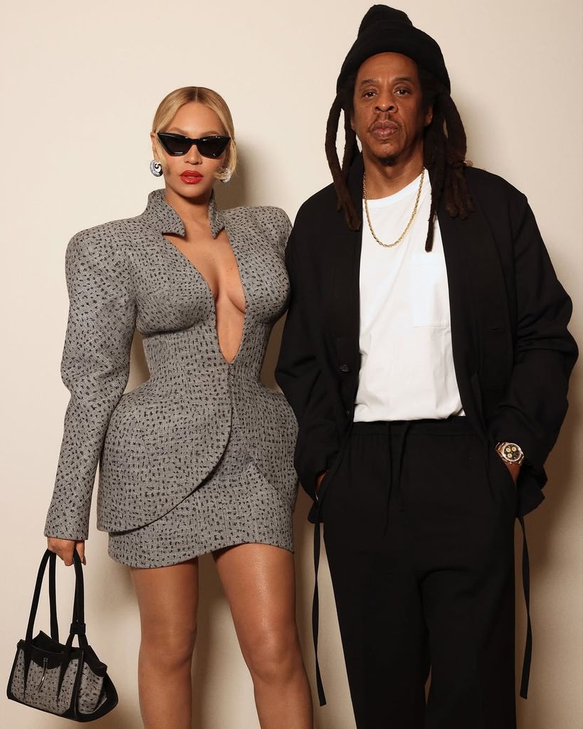Beyoncé y Jay-Z ponen una foto con una fiesta después del libro de Matriarch Tour y más en el país, estaba cerca de Instagram