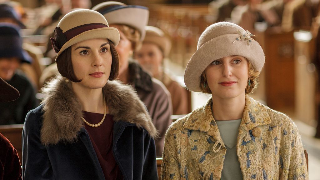 Michelle Dockery and Laura Carmichael in Downton Abbey series 6