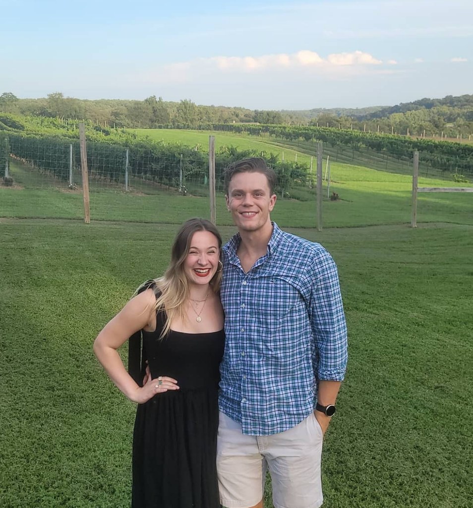 Photo of US Olympian Justin Best with his girlfriend Lainey Duncan, to whom he proposed on August 5 after winning a gold medal for rowing in the Paris Olympics