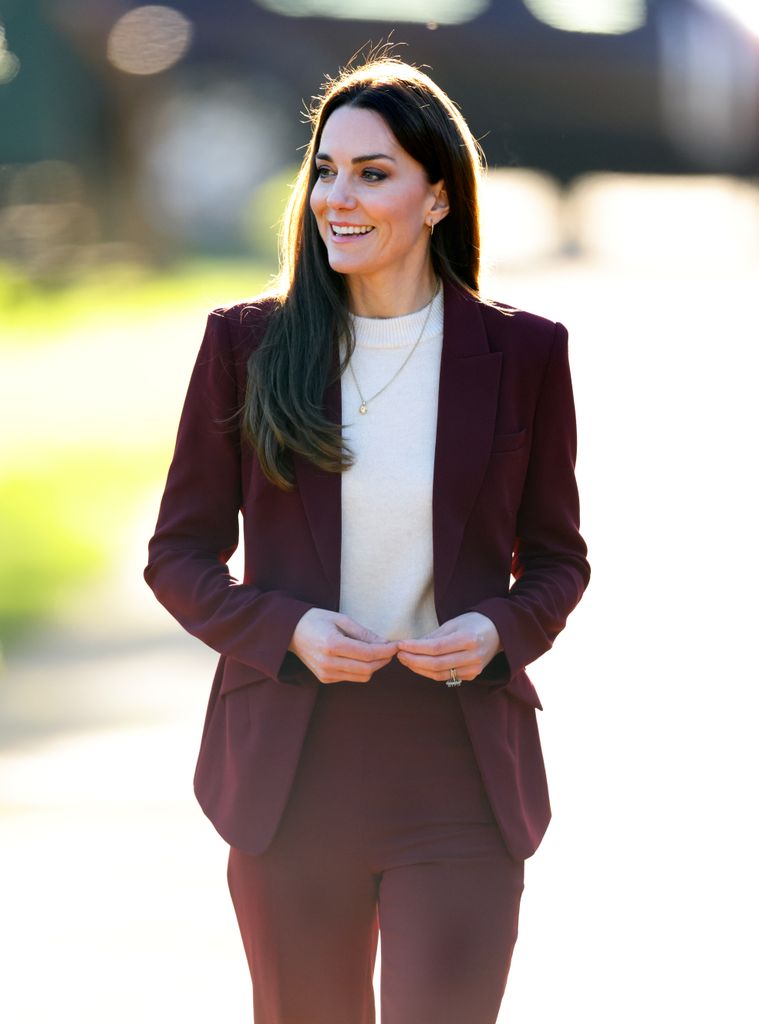 Princess Kate wears Roland Mouret to mark the success of the England Wheelchair Rugby League team in the recent World Cup