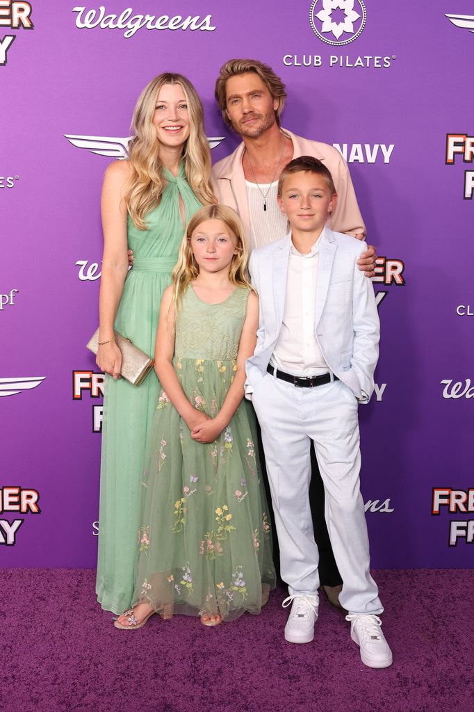 Sarah Roemer et Chad Michael Murray avec leurs enfants