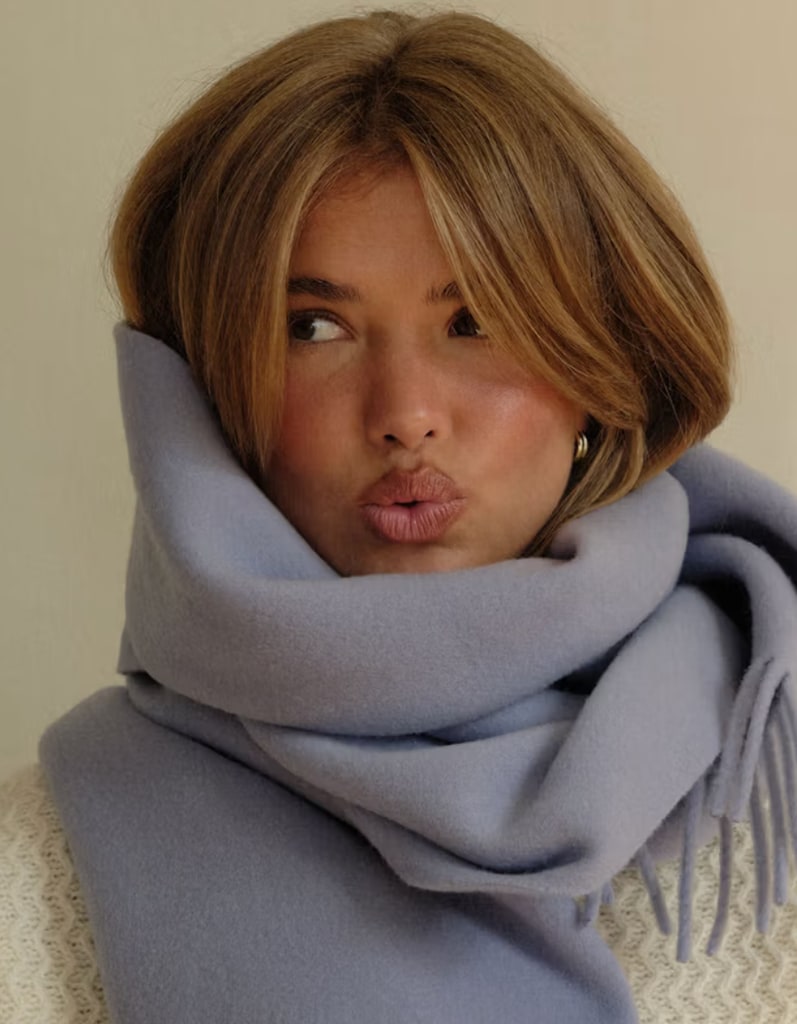 matilda dferf in scarf