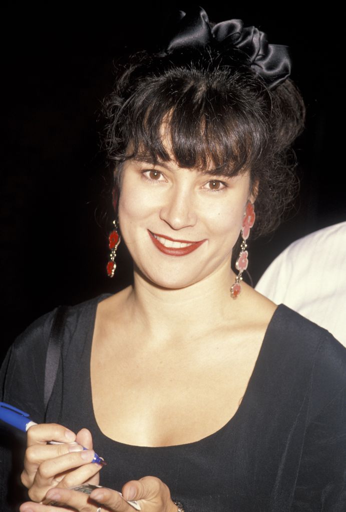 jennifer tilly black dress