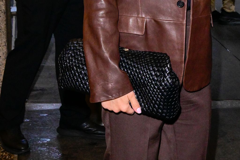A close-up shot of Scarlett's bag in NYC