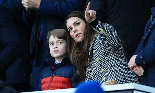 Prince George and Kate at rugby match