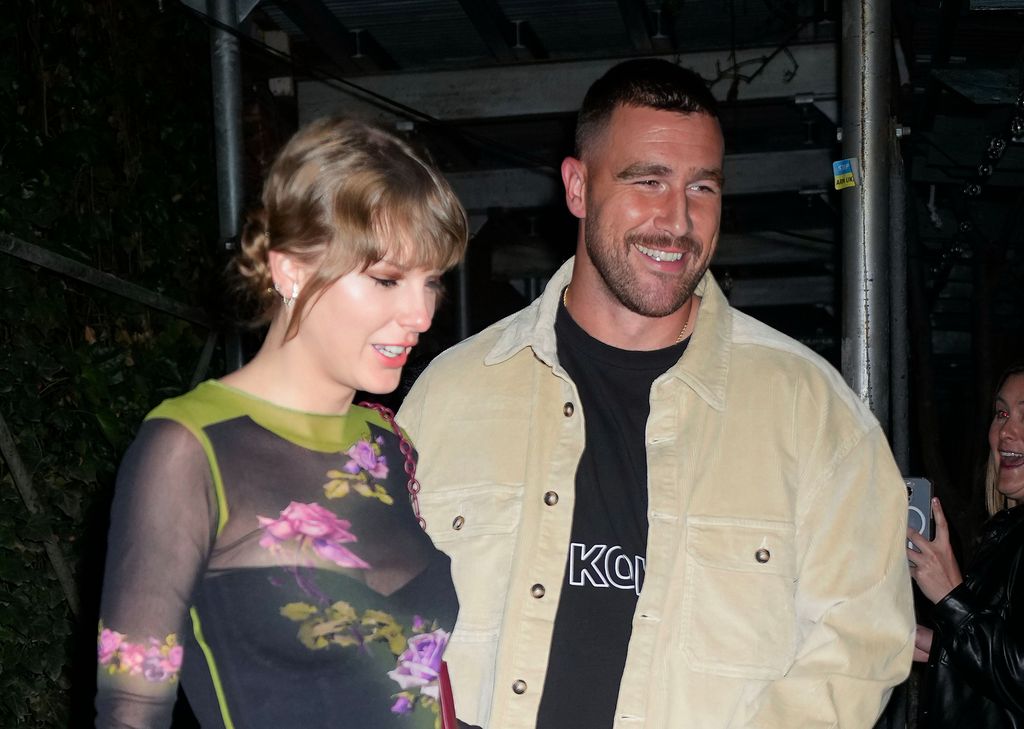 Taylor Swift and Travis Kelce have dinner at Waverly Inn