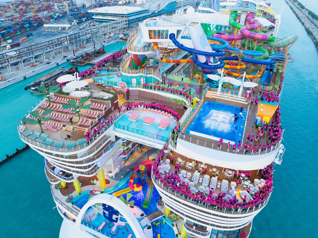 Icon of the Seas boasts the largest waterpark at sea