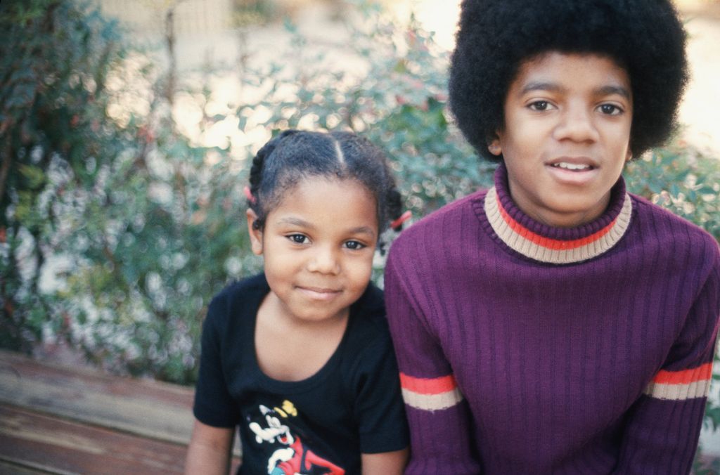 Michael Jackson and his sister Janet pose for a photo at their Hollywood Hills home on December 18 1972 in Los Angeles, California.