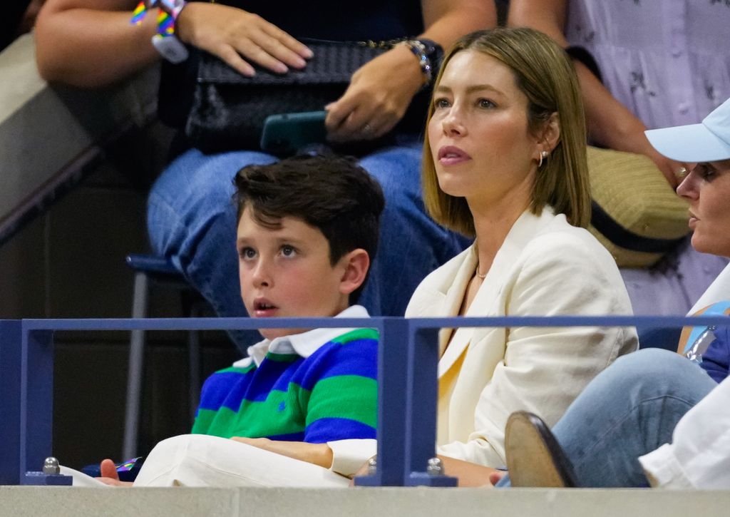 Jessica Biel enjoyed the tennis with her son Silas