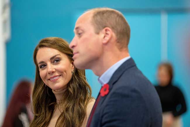 prince william and kate middleton slightly smiling