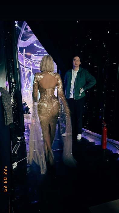 holly willoughby gold dress backstage