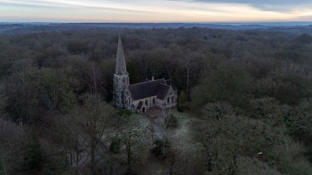 Where is the Knives Out church filmed?