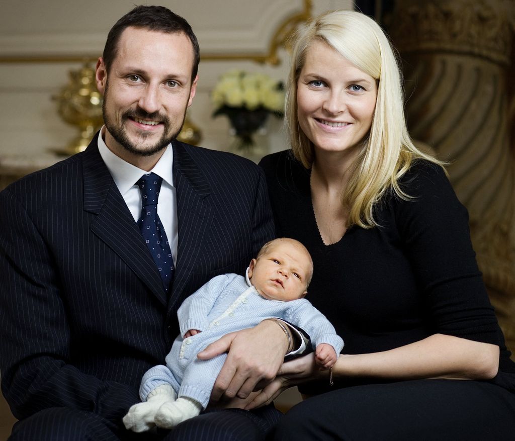Crown Prince Haakon and Crown Princess Mette-Marit with newborn Prince Sverre Magnus