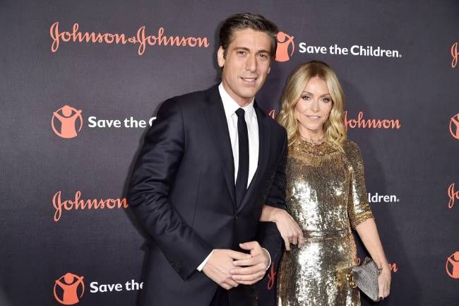 kelly ripa david muir tribute