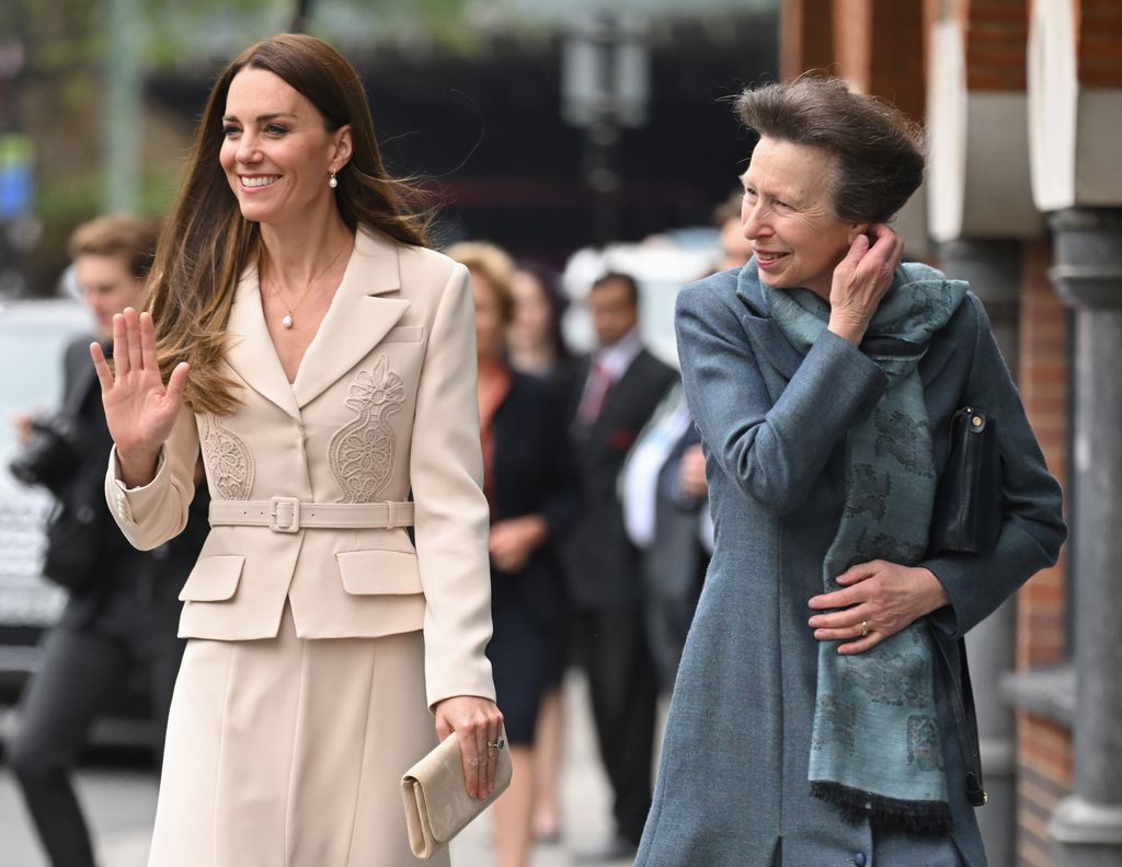 The Princess Royal wears a sapphire engagement ring