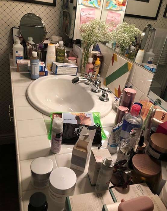 Drew Barrymore bathroom sink