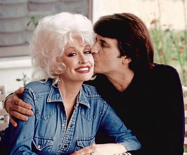 Dolly Parton's unexpected confession about rarely-seen husband Carl Dean  will totally surprise you