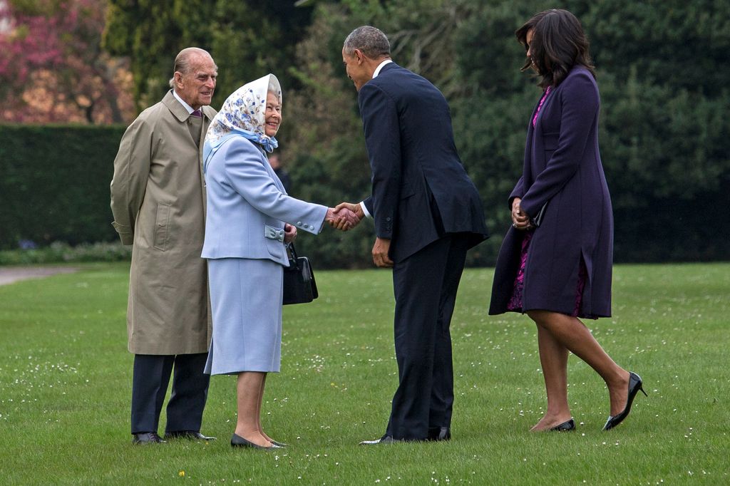 Barack Obama and his wife Michelle with Queen Elizabeth II and Prince Phillip