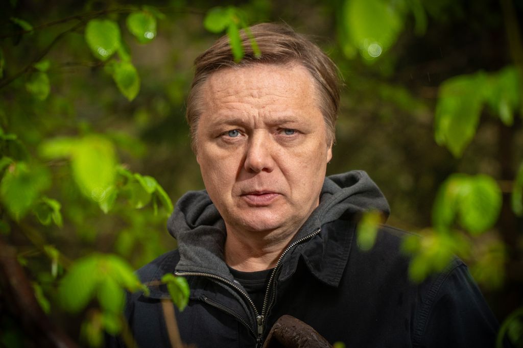 Eli Trask (SHAUN DOOLEY)