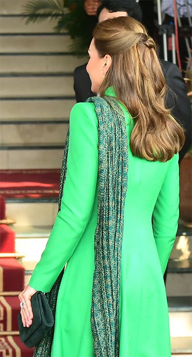 kate middleton green catherine walker tunic pakistan