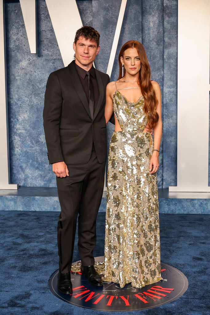 ben smith-peterson and riley keough at the vanity fair oscar party 