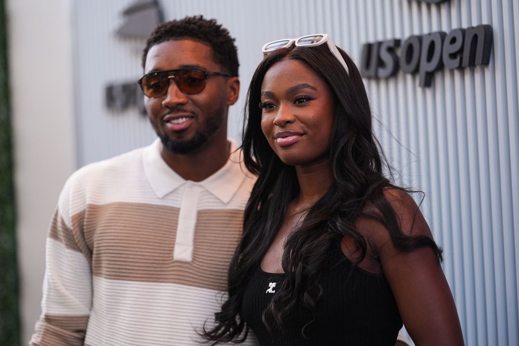 Donovan Mitchell et Coco Jones assistent à l'US Open Tennis Championship au USTA Billie Jean King National Tennis Center le 29 août 2025 à New York.