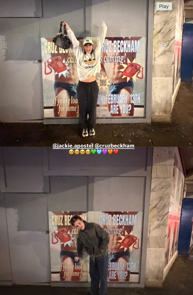 Une photo de deux personnes posant à côté de photos