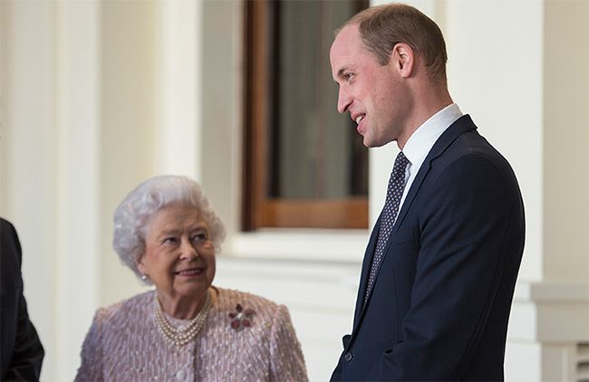 queen looking at prince william