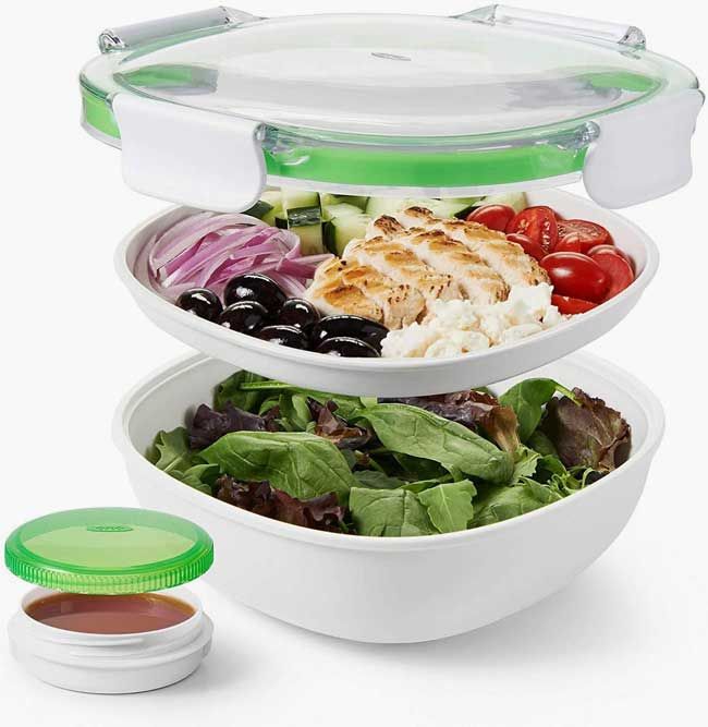 salad tupperware with lid
