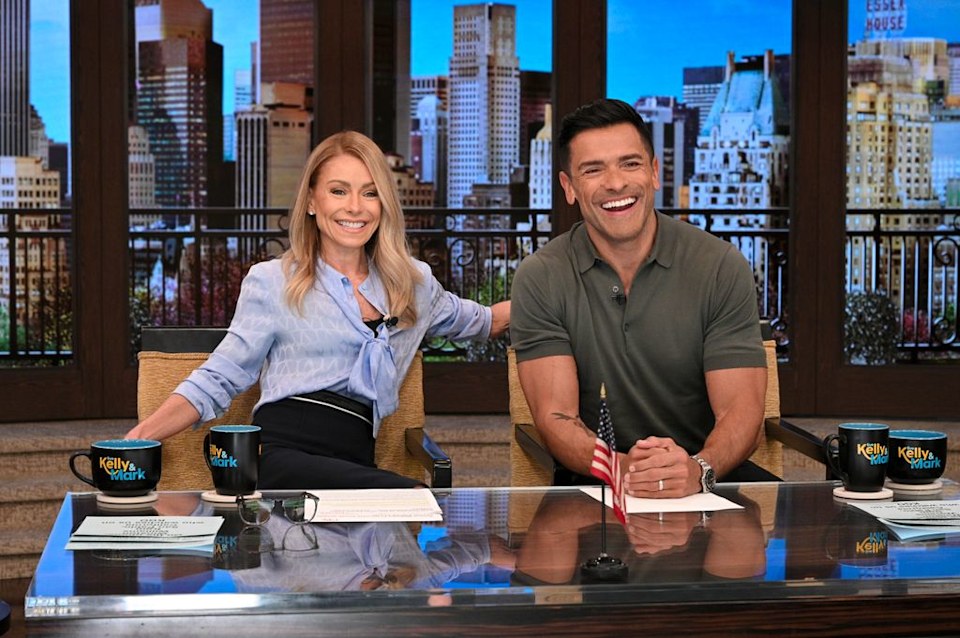 Kelly Ripa and Mark Consuelos prepare for permanent move for LIVE — and  it's happening soon | HELLO!