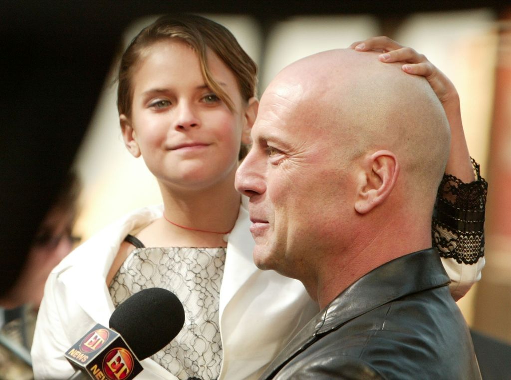 Tallulah Willis and Bruce Willis during "The Whole Ten Yards" 