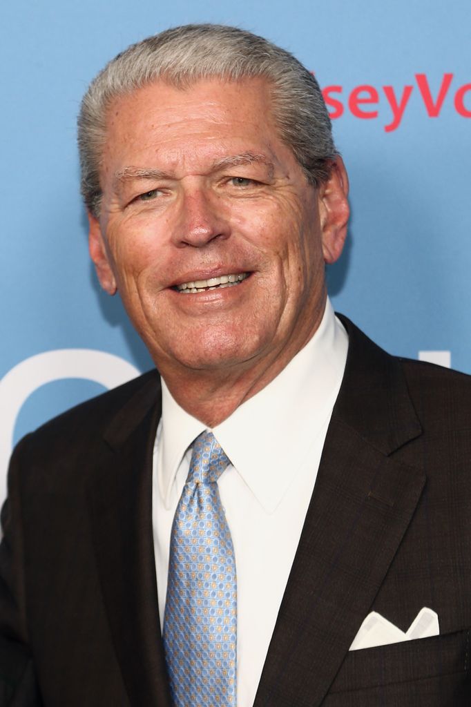 Alan Kildow en costume