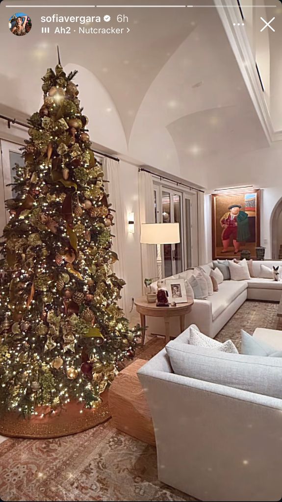 The opulent Christmas tree added festive spirit to the living space