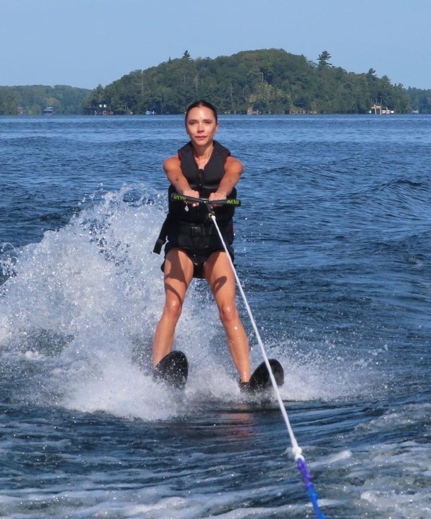 Victoria Beckham water skiing 