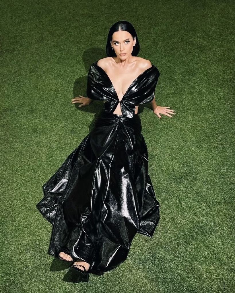 Katy Perry sparks debate with her raunchy outfit