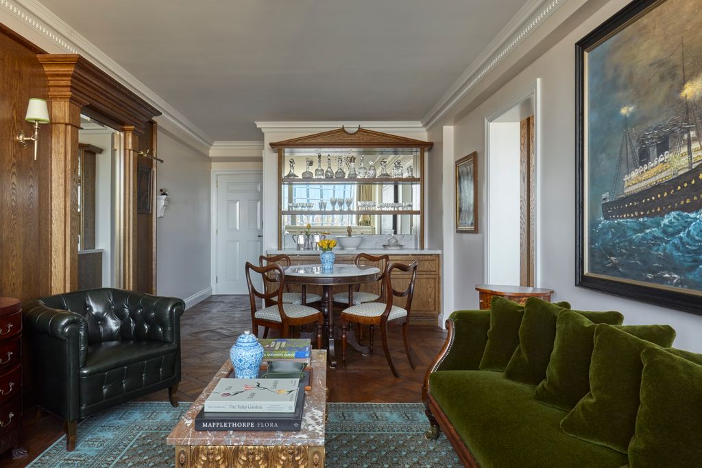 The Edwardian suite's chic sitting room